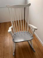 Mooie schommelstoel - perfect voor de babykamer!, Ophalen, Gebruikt, Hout, Eén