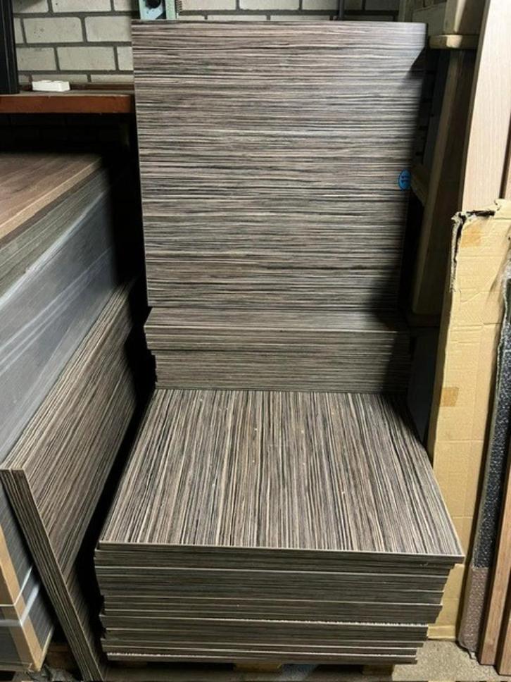 partij 18 stuks horeca restaurant tafelbladen nette staat, Antiek en Kunst, Antiek | Meubels | Tafels, Ophalen