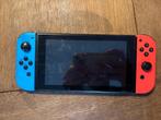 Nintendo Switch incl. oplader, Spelcomputers en Games, Spelcomputers | Nintendo Switch, Ophalen of Verzenden, Gebruikt, Met 2 controllers
