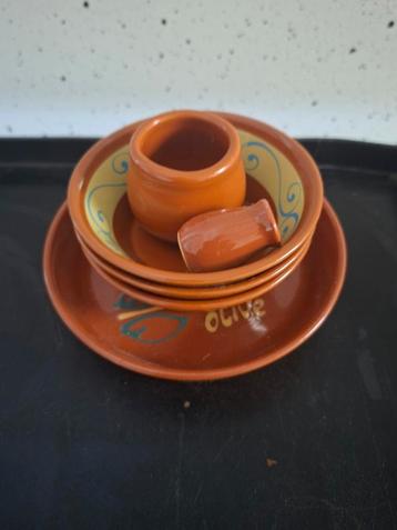 Terracotta Olijf Schaaltjes Set beschikbaar voor biedingen