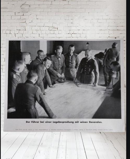 Duitse WO2 Der Führer mit seinen Generalen. Kriegsberichter, Verzamelen, Militaria | Tweede Wereldoorlog, Landmacht, Foto of Poster