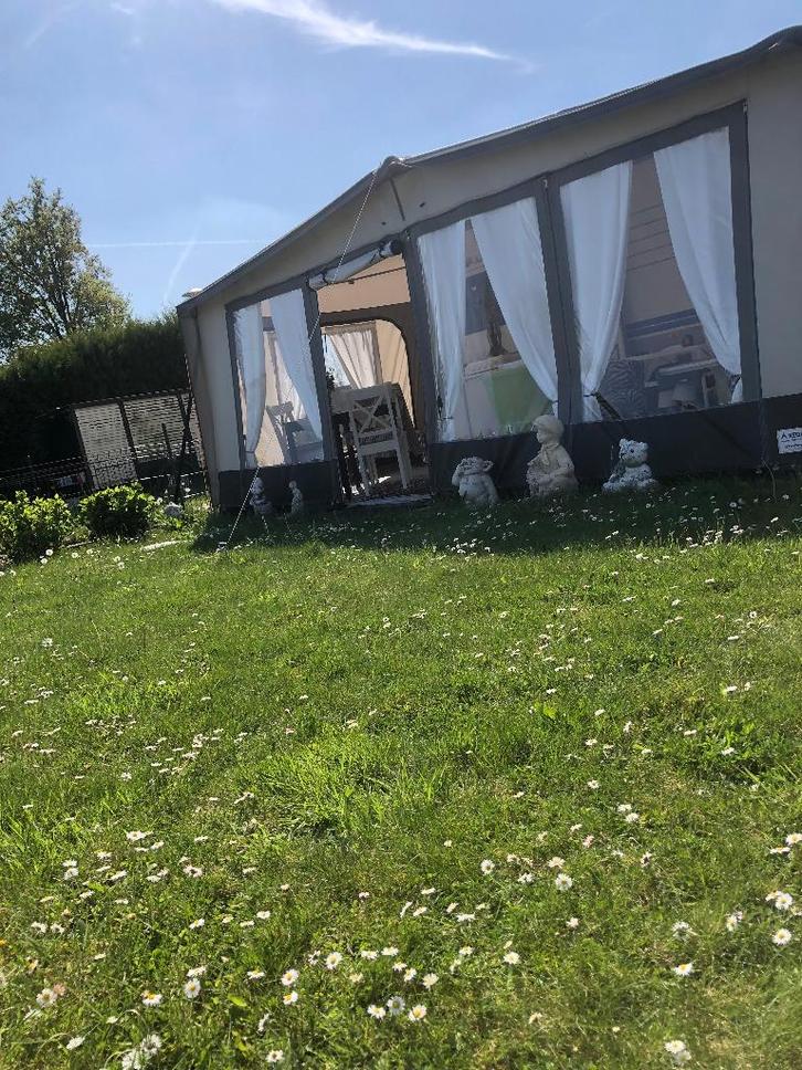 Caravan met voortent, Caravans en Kamperen, Caravans, Particulier, tot en met 3, Rondzit, Hobby, Omvormbare zithoek, Vast bed