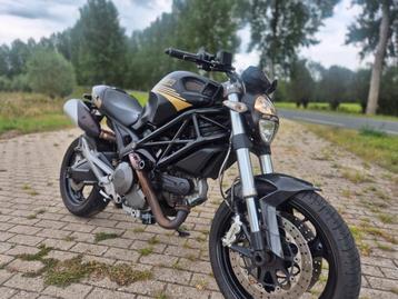 Ducati monster 696 ABS beschikbaar voor biedingen
