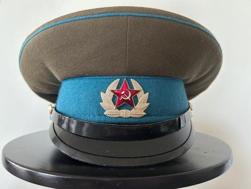 Sovjet militaire officierspet Grenswacht 1991, Verzamelen, Militaria | Algemeen, Landmacht, Boek of Tijdschrift, Overige gebieden