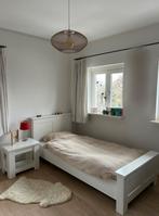 Eenpersoonsbed 90*200 met nachttafel en bureau met laden, Huis en Inrichting, Slaapkamer | Bedden, Ophalen, 90 cm, Eenpersoons