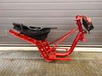 Race frame project Puch Zip type 3 SP 98 Sprint 70cc, Fietsen en Brommers, Ophalen, Frame, Puch, Zo goed als nieuw
