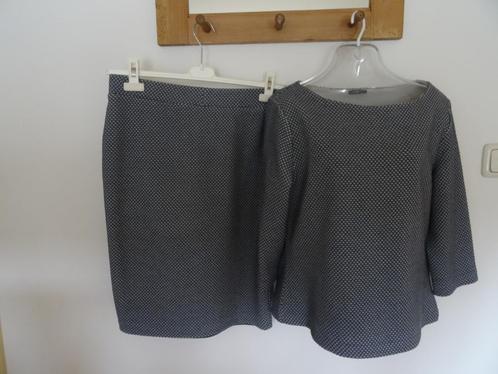 Purdey - two piece's - mantelpak mt M, Kleding | Dames, Jasjes, Kostuums en Pakken, Zo goed als nieuw, Kostuum of Pak, Maat 38/40 (M)