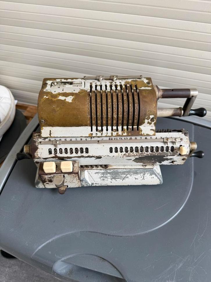 Antieke Brunsviga Rekenmachine - Vintage Decoratie, Antiek en Kunst, Antiek | Kantoor en Zakelijk, Ophalen of Verzenden
