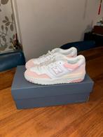 New Balance 550 Wit Roze | 37.5, Kleding | Dames, Schoenen, Ophalen of Verzenden, Nieuw, Wit, Sneakers of Gympen