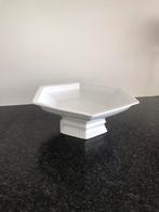 Porseleinen schaal royal china., Nieuw, Ophalen of Verzenden, Schaal of Schalen, Overige stijlen