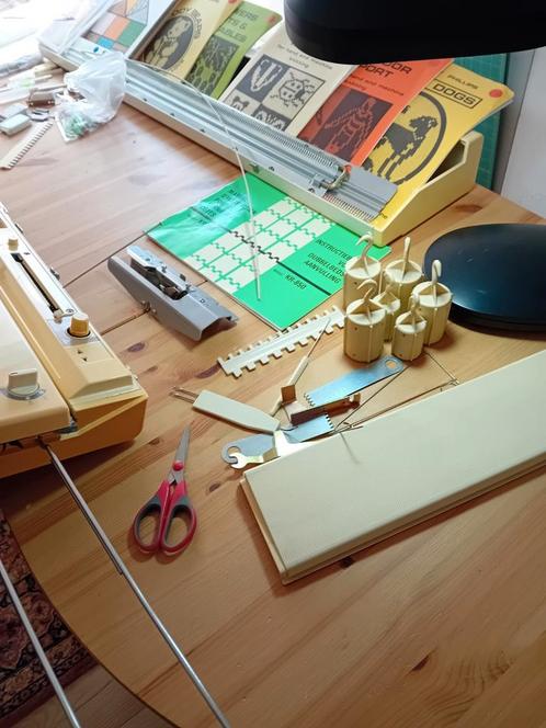 Breimachine brother kh892 plus kr850, Hobby en Vrije tijd, Breien en Haken, Zo goed als nieuw, Breien, Machine, Ophalen