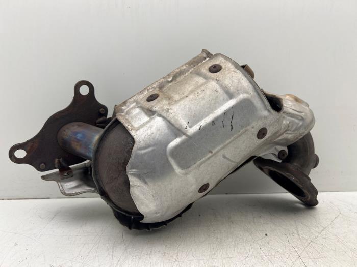 Katalysator van een Renault Clio, Auto-onderdelen, Uitlaatsystemen, Renault, Gebruikt, 3 maanden garantie, Ophalen of Verzenden