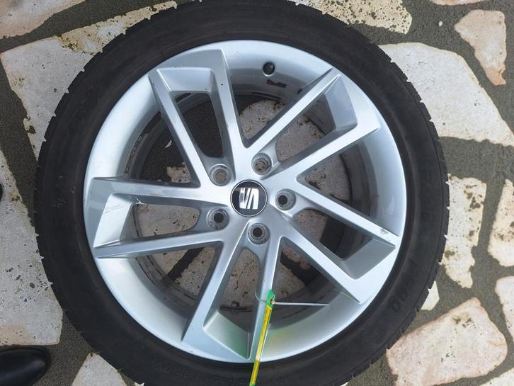 Seat Leon FR 17 inch banden en velgen set, Auto-onderdelen, Banden en Velgen, Banden en Velgen, 17 inch, Personenwagen, Gebruikt