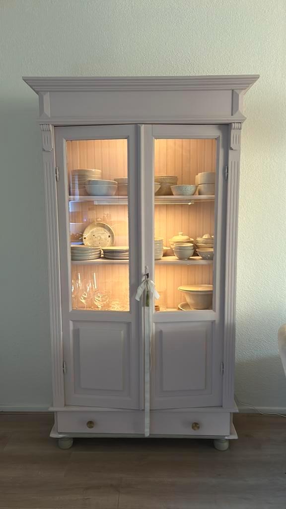 Annie sloan krijtverf nieuw vitrinekast buffetkast, Doe-het-zelf en Verbouw, Verf, Beits en Lak, Zo goed als nieuw, Wit, Ophalen of Verzenden