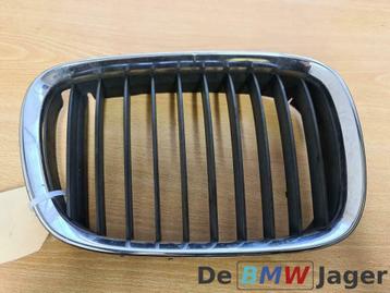 Grill rechts chroom BMW 5-serie E39 8159312 beschikbaar voor biedingen