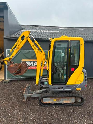 Takeuchi TB 216 CW05 hydro wissel 3 bakken (bj 2014) beschikbaar voor biedingen