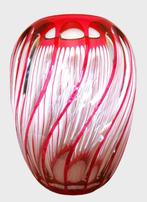 Aparte Val Saint Lambert vaas, Ophalen