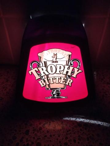 Verlicht Whitbread Trophy Bitter bier tap front  beschikbaar voor biedingen