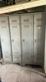 2 vintage kleding locker kasten metaal, Ophalen, Zo goed als nieuw