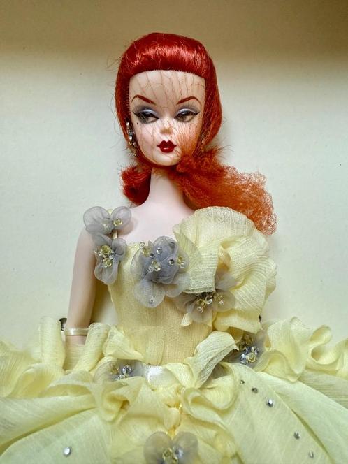 Silkstone Barbie NRFB - Gala Gown, Verzamelen, Poppen, Nieuw, Fashion Doll, Verzenden