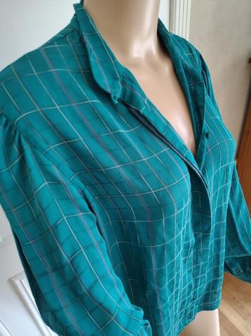 Mooie vintage appelblauwzeegroene blouse   beschikbaar voor biedingen