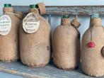 Oude Franse Gistflessen in Jute, Ophalen of Verzenden