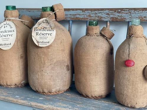 Oude Franse Gistflessen in Jute, Antiek en Kunst, Antiek | Woonaccessoires, Ophalen of Verzenden