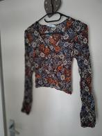 Retro blouse, Kleding | Dames, Tops, Ophalen of Verzenden, Zo goed als nieuw, Lange mouw, District