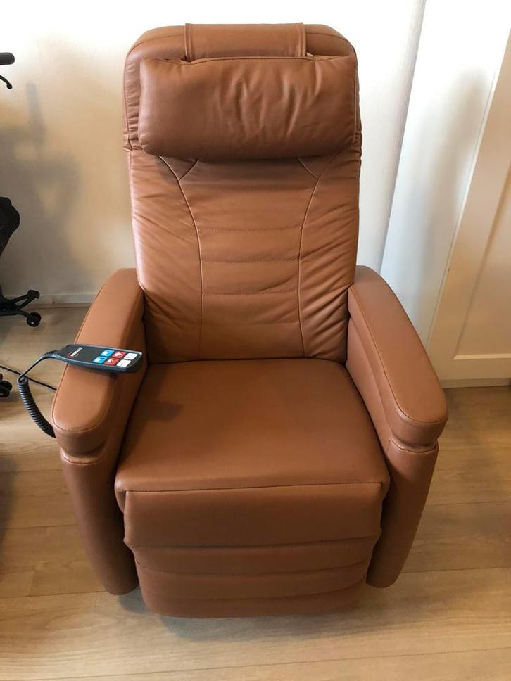 Sta op stoel Fitform elektrische stoel zgan, Huis en Inrichting, Fauteuils, Zo goed als nieuw, 50 tot 75 cm, 75 tot 100 cm, Ophalen