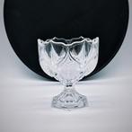 Kristallen Bonbonnière Tulpvorm Handgegraveerd, Antiek en Kunst, Antiek | Glas en Kristal, Ophalen of Verzenden