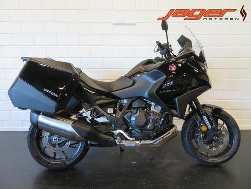 Honda NT 1100 ABS TOURING NIEUWSTAAT! (bj 2022), Motoren, Motoren | Honda, Bedrijf, Sport