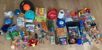 FREE / Donation - TOYS mix - 4-6yo suitable beschikbaar voor biedingen