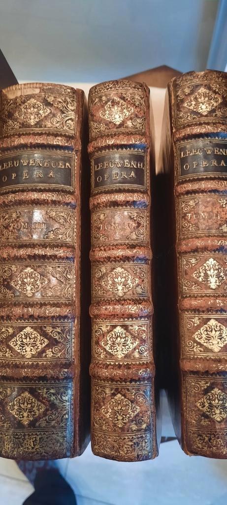 Antoni van Leeuwenhoek 1715 Opera Omnia antiquarische staat, Antiek en Kunst, Antiek | Boeken en Bijbels, Ophalen of Verzenden