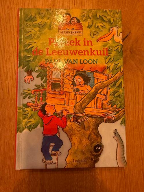 Paniek in de Leeuwenkuil – Paul van Loon, Boeken, Kinderboeken | Jeugd | onder 10 jaar, Zo goed als nieuw, Ophalen of Verzenden