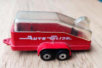 MATCHBOX Rode AutoGlide Transporter 1976, zonder vliegtuigje beschikbaar voor biedingen