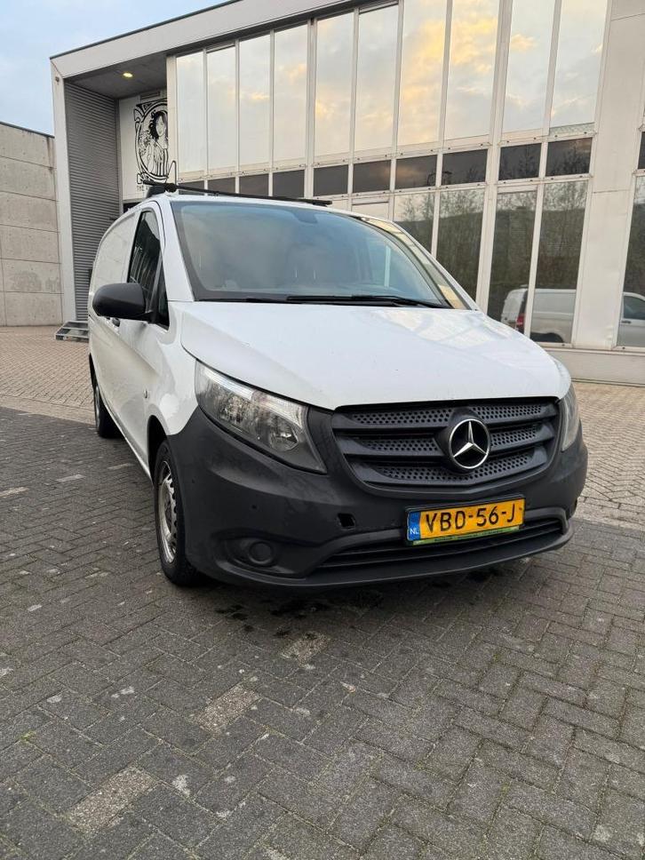 Mercedes-Benz Vito 116CDI 2.1D 2015, Auto's, Bestelauto's, Particulier, Airbags, Centrale vergrendeling, Dakrails, Parkeersensor