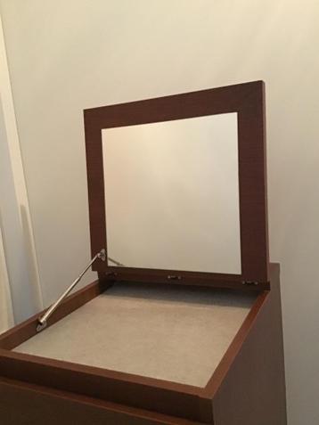 IKEA Malm ladekast met spiegel € 50,- - afbeelding 2