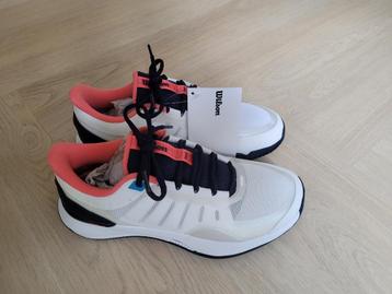 Tennisschoenen Wilson intrigue tour clay maat 40 womens beschikbaar voor biedingen
