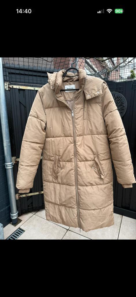 Mooie Modström winterjas - Maat M, Kleding | Dames, Jassen | Winter, Zo goed als nieuw, Maat 38/40 (M), Beige, Ophalen of Verzenden