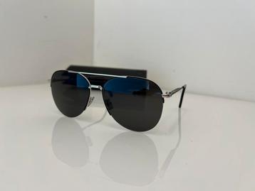 Christian Dior 180AU origineel Nieuw van €379.- nu €159,- beschikbaar voor biedingen