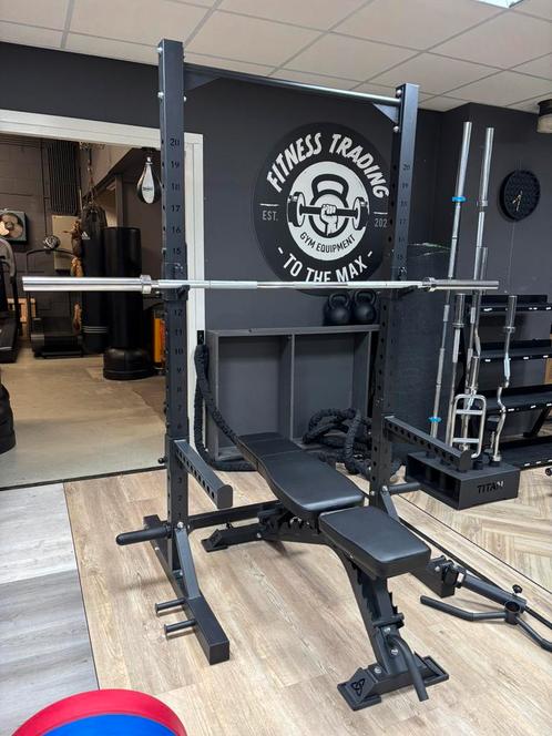 Half rack/rek, squat en bench press. Chin dip én landmine!, Sport en Fitness, Fitnessmaterialen, Nieuw, Overige typen, Ophalen of Verzenden