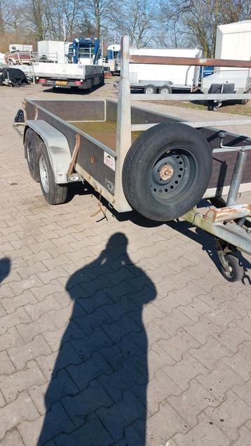 Tandemasser bakwagen 3.5 meterlang beschikbaar voor biedingen