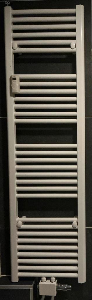 Handdoek radiator beschikbaar voor biedingen