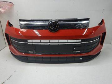 VW Tiguan 571 Voorbumper 6PDC Johannesbeerrot LB2B beschikbaar voor biedingen