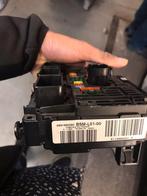 PEUGEOT CITROEN UNDER BONET FUSE BOX BSM-L01 BSM L01, Auto-onderdelen, Ophalen of Verzenden, Gebruikt, Citroën