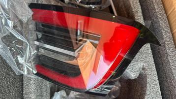 Originele Achterlichten TESLA MODEL Y t/m 2025 beschikbaar voor biedingen