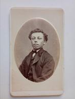 CDV Leeuwarden Jongeman, Verzamelen, Foto's en Prenten, Foto, Ophalen of Verzenden, Zo goed als nieuw, Voor 1940
