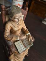 Vintage Oma in Schommelstoel Beeldje, Antiek en Kunst, Ophalen of Verzenden