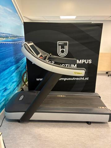 Technogym Excite Run 700 loopband / Treadmill /Cardio /Run beschikbaar voor biedingen
