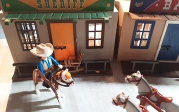 4398 sheriff en de bank in meeneemkoffer 4399 koets beschikbaar voor biedingen